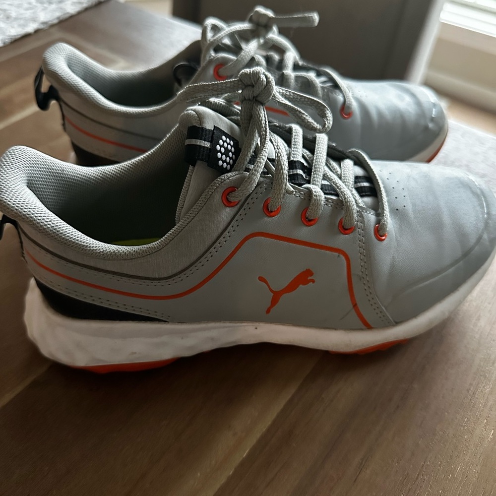 Puma Boy Golf Shoes in Gray with Orange Accents